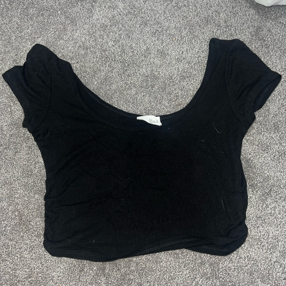 Black crop top